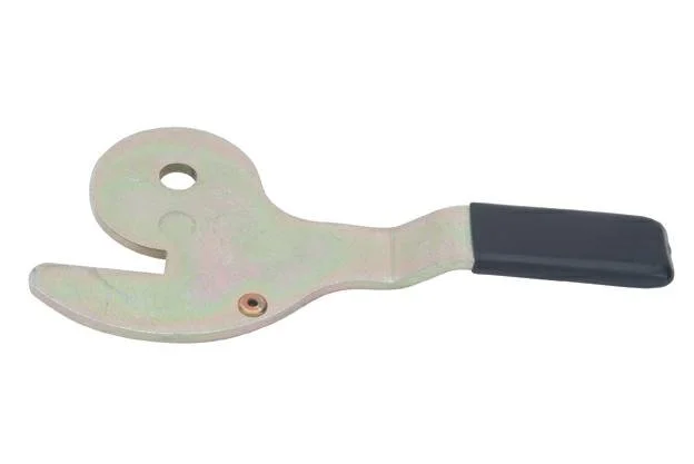 IW Ramp Closure Handle LH — photo 1 of 1