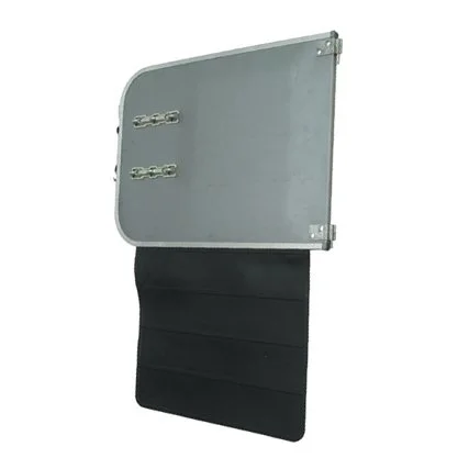 IW HB Rear Partition 510 — photo 1 of 1