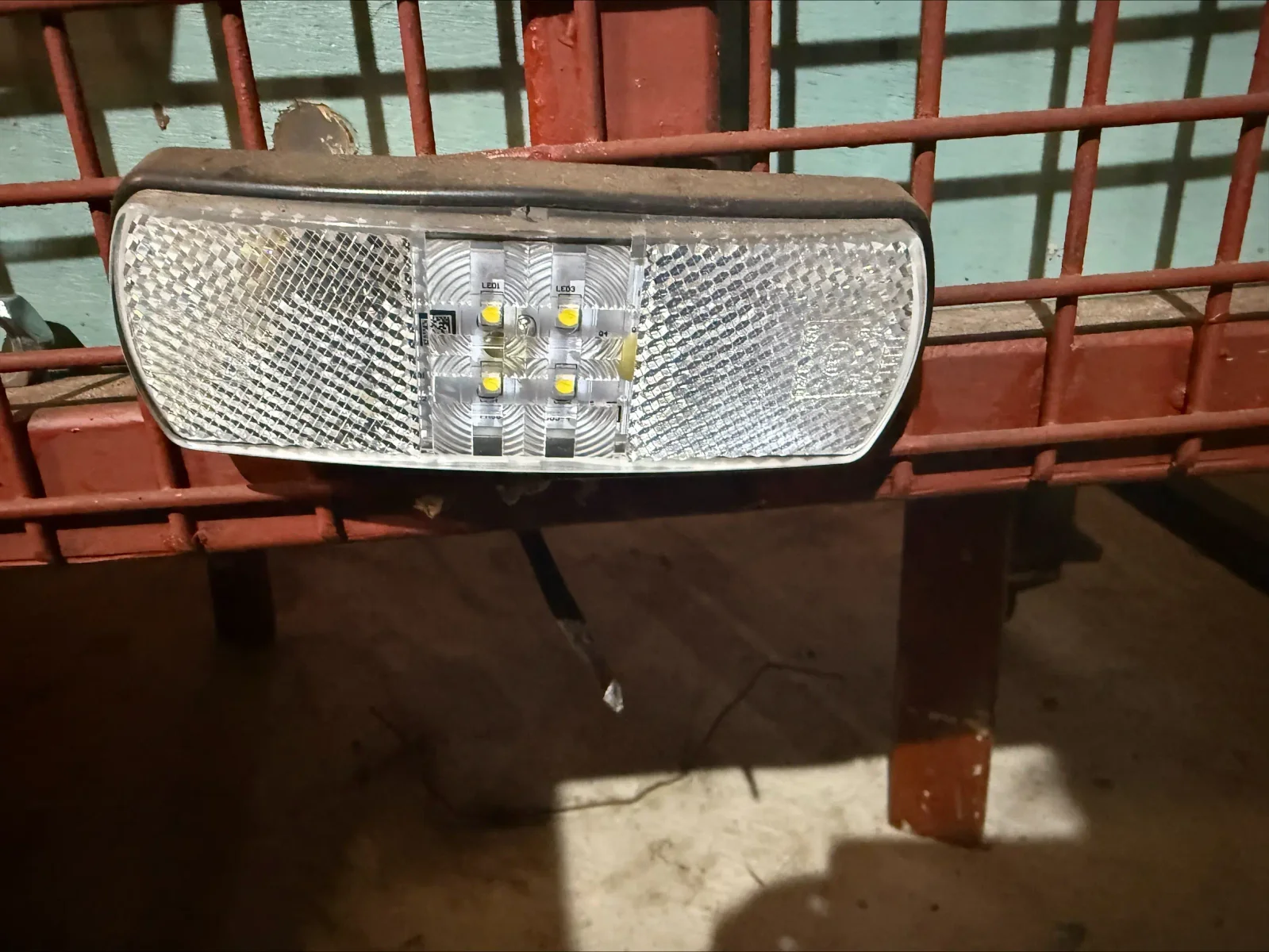Front Marker Light 80x115mm White — photo 1 of 1